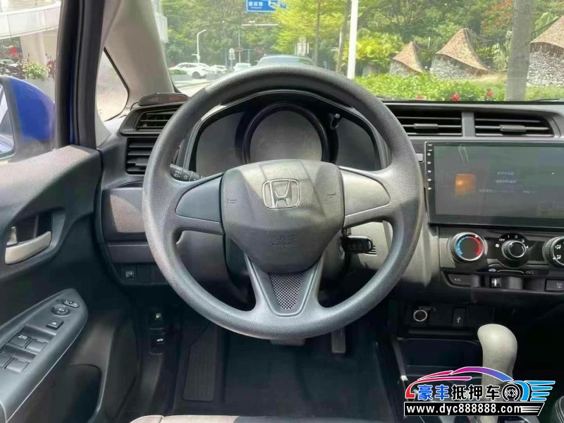 19年本田飞度轿车抵押车出售