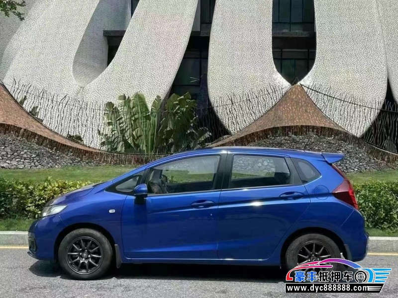 19年本田飞度轿车抵押车出售