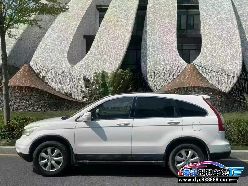 12年本田CR-V轿车抵押车出售