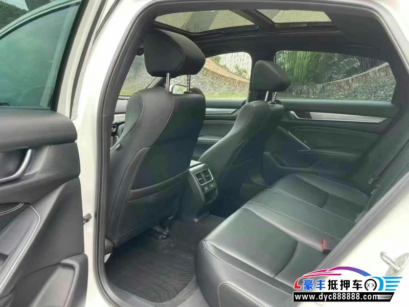 22年本田英诗派轿车抵押车出售