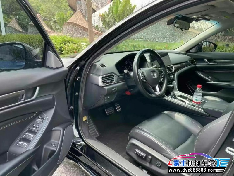 22年本田雅阁轿车抵押车出售