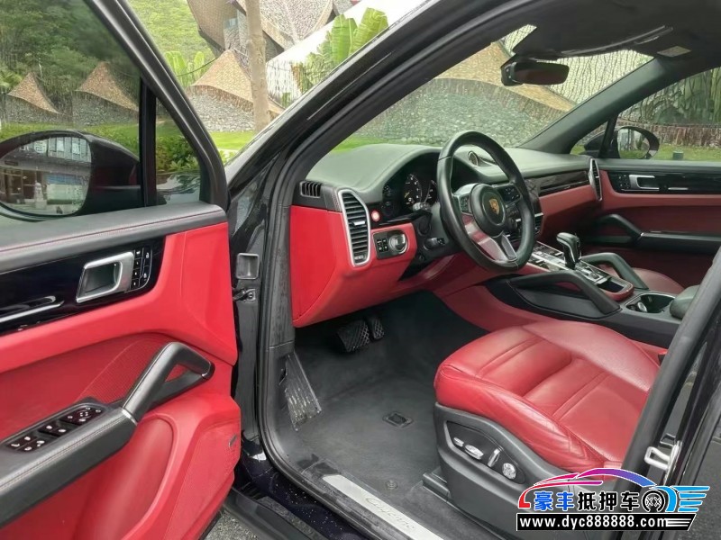 21年保时捷卡宴轿车抵押车出售