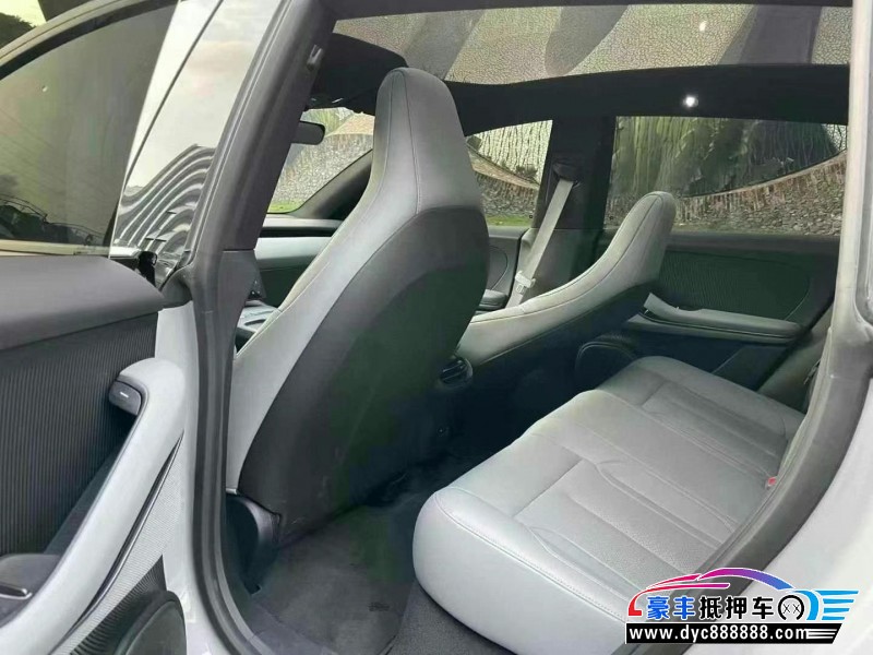 24年蔚来ET5轿车抵押车出售