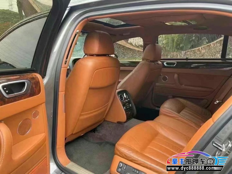 10年宾利飞驰轿车抵押车出售