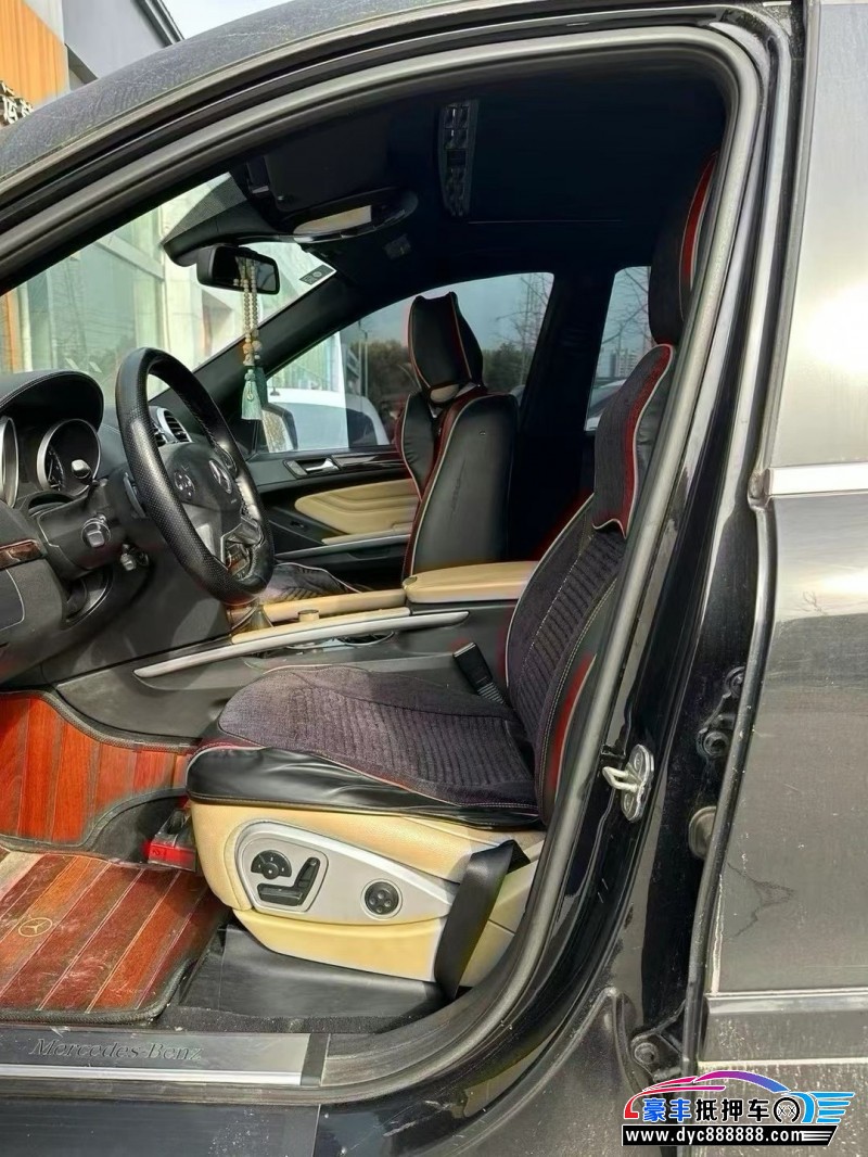 13年奔驰MLSUV抵押车出售