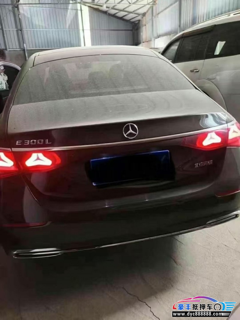 24年奔驰E轿车抵押车出售