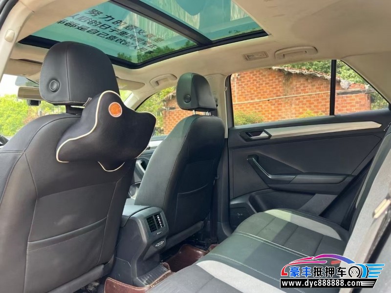 19年大众探歌轿车抵押车出售