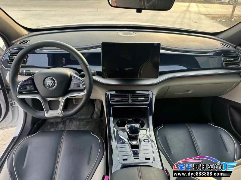 22年比亚迪秦轿车抵押车出售