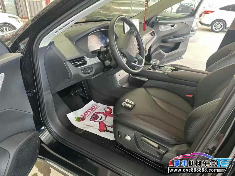 24年红旗EQM5轿车抵押车出售