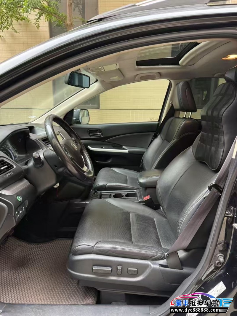 15年本田CR-V轿车抵押车出售