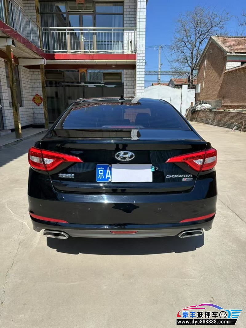 16年现代索纳塔轿车抵押车出售
