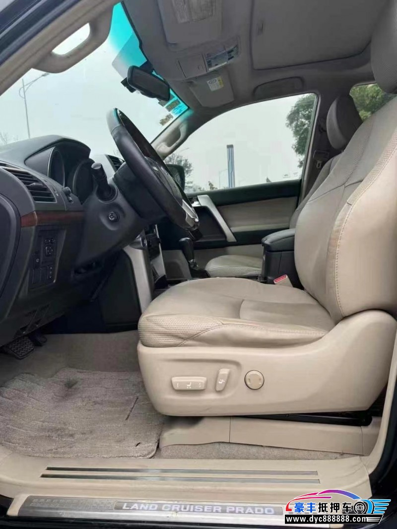 13年丰田普拉多（霸道）轿车抵押车出售