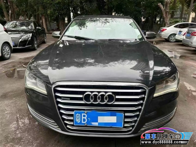 12年奥迪A8L轿车抵押车出售