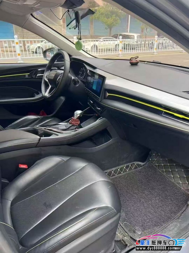 22年荣威i5轿车抵押车出售