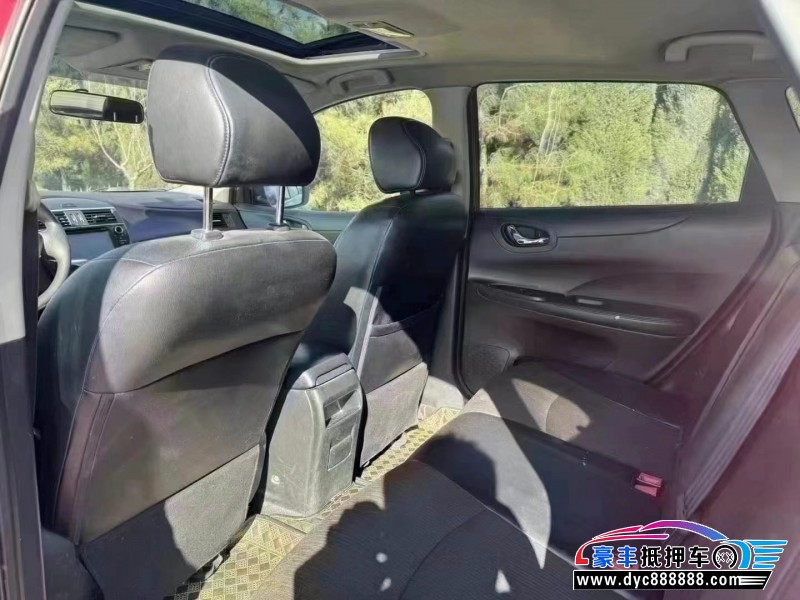 12年日产骐达轿车抵押车出售