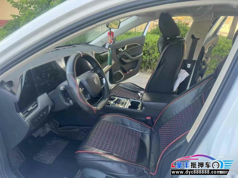 23年奔腾B70轿车抵押车出售