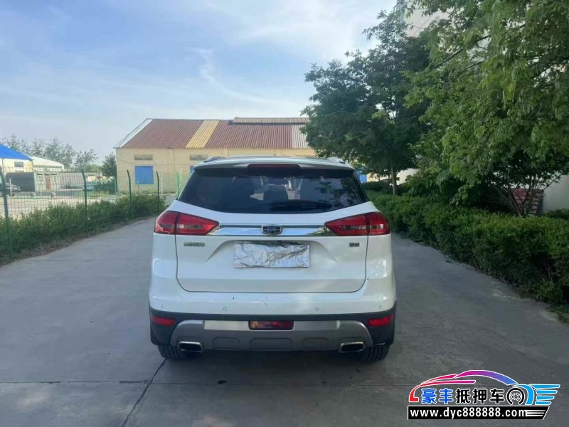 17年吉利博越轿车抵押车出售