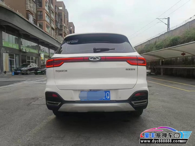 18年奇瑞瑞虎8轿车抵押车出售