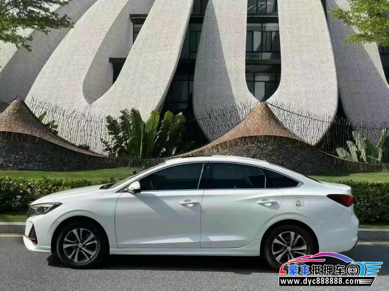 24年长安逸动轿车抵押车出售