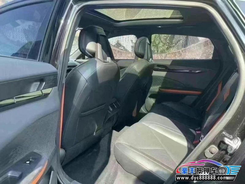 23年长安长安UNI轿车抵押车出售