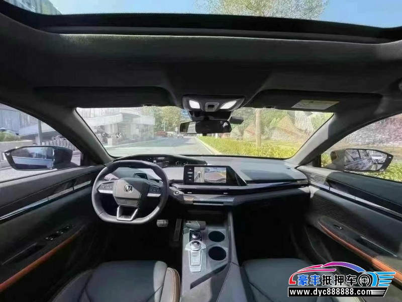 23年长安长安UNI轿车抵押车出售