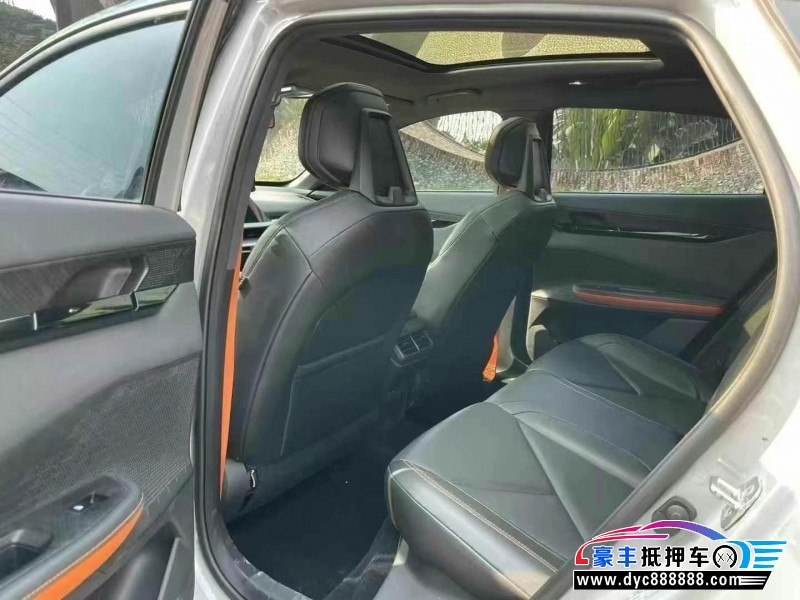 22年长安长安UNI轿车抵押车出售