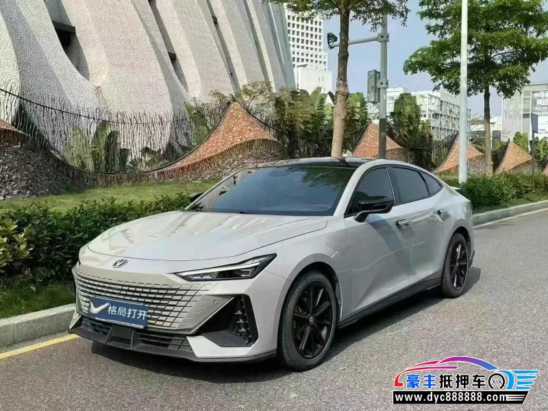 22年长安长安UNI轿车抵押车出售