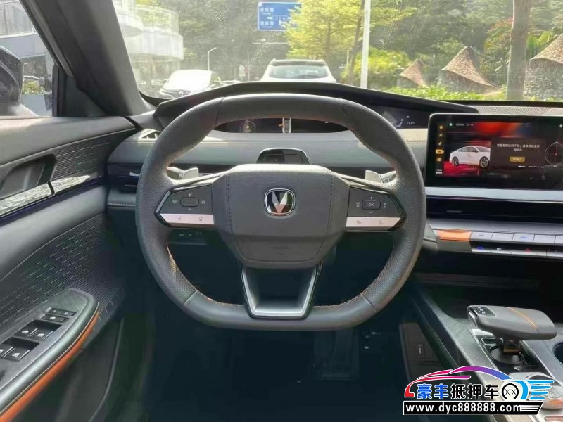 22年长安长安UNI轿车抵押车出售