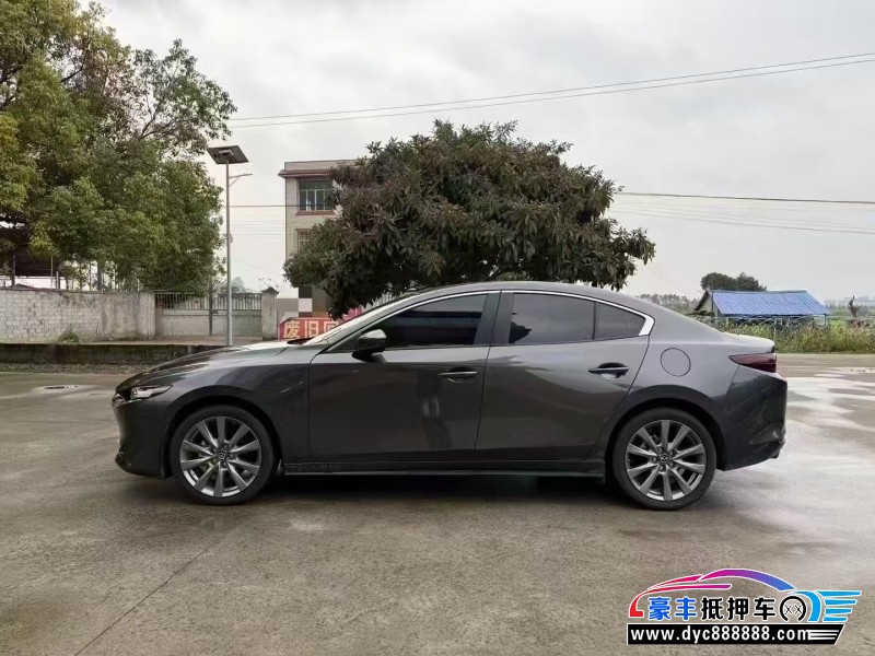 24年马自达昂克赛拉轿车抵押车出售