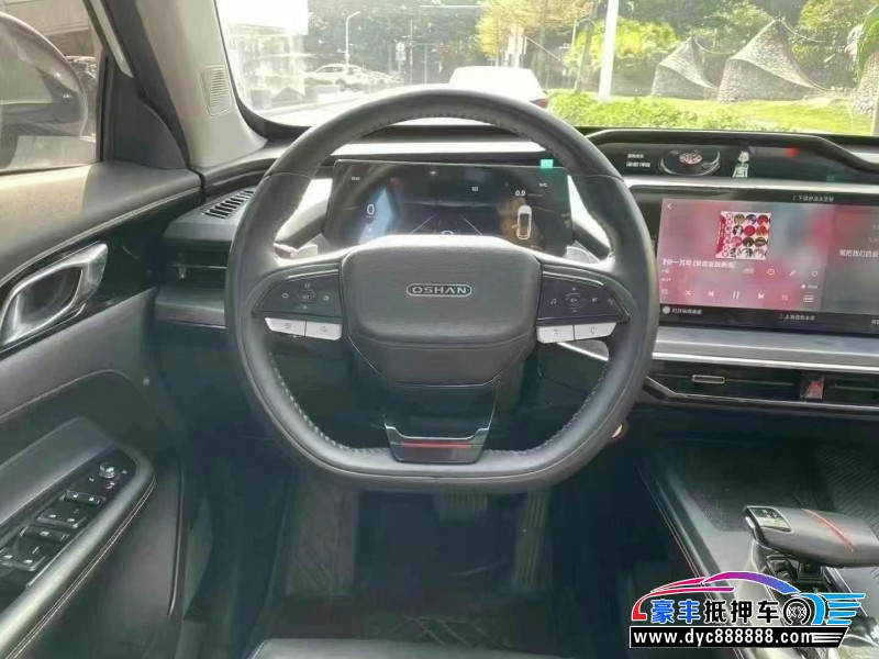 22年长安欧尚Z6轿车抵押车出售