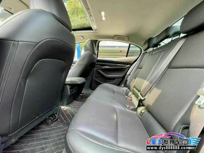 24年马自达昂克赛拉轿车抵押车出售