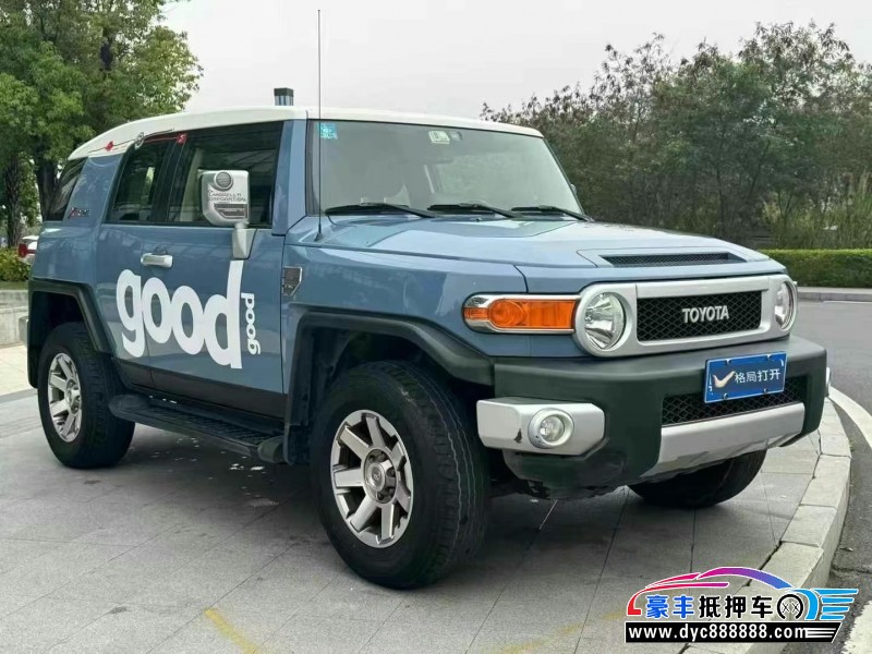 17年丰田兰德酷路泽（陆巡）轿车抵押车出售