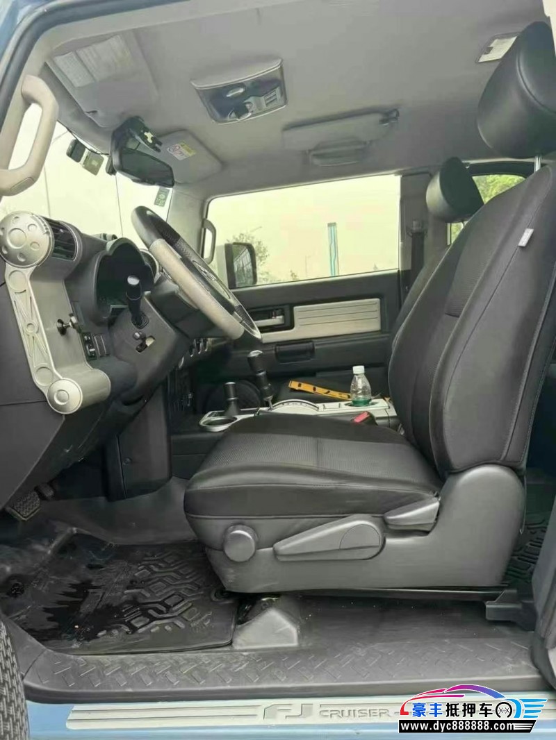 17年丰田兰德酷路泽（陆巡）轿车抵押车出售