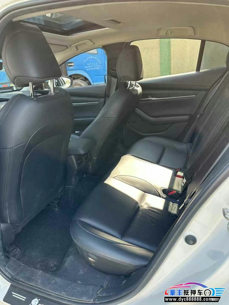 23年马自达昂克赛拉轿车抵押车出售