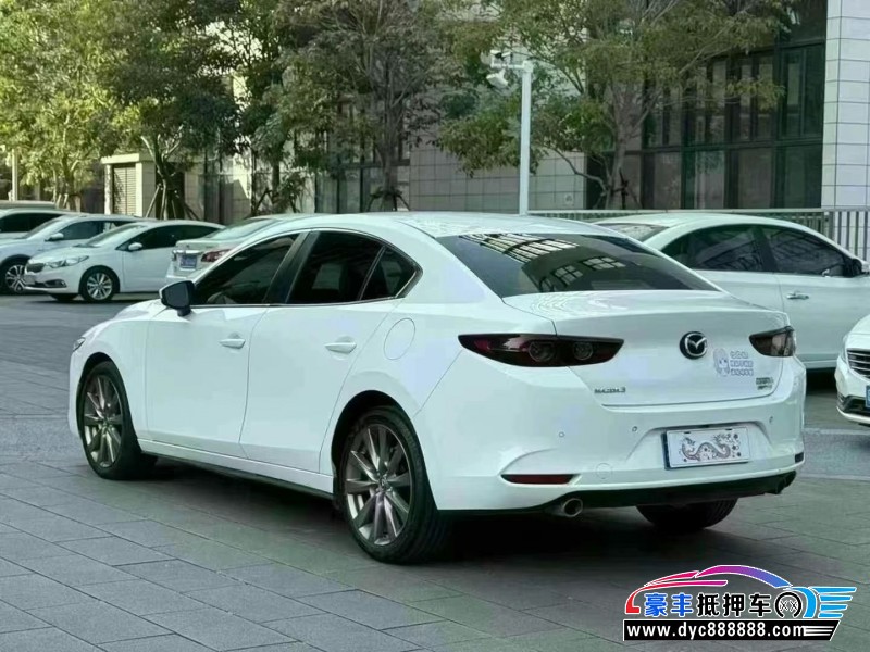 22年马自达昂克赛拉轿车抵押车出售