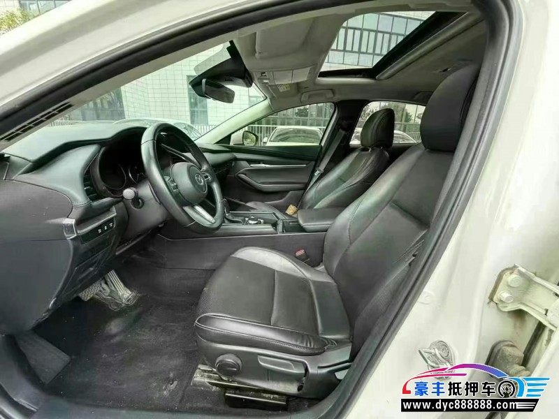 22年马自达昂克赛拉轿车抵押车出售