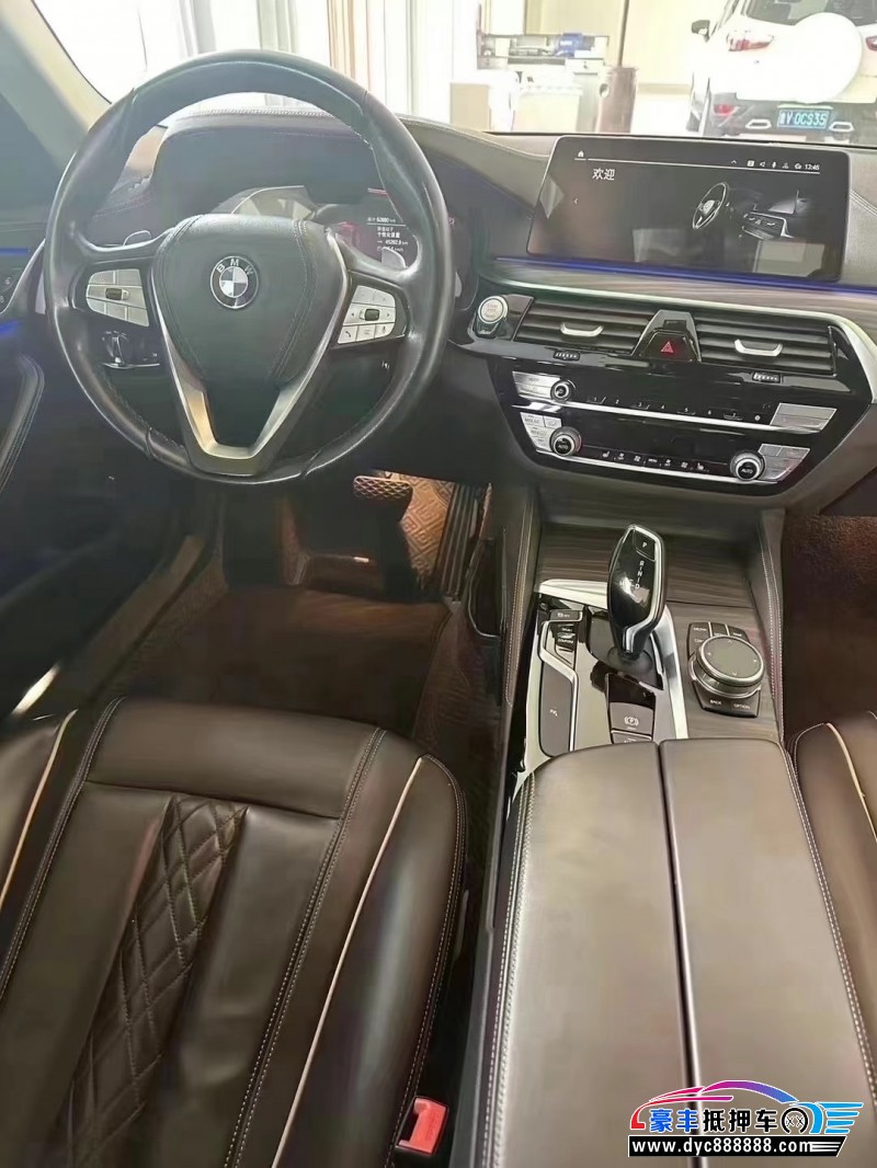 20年宝马5系轿车抵押车出售