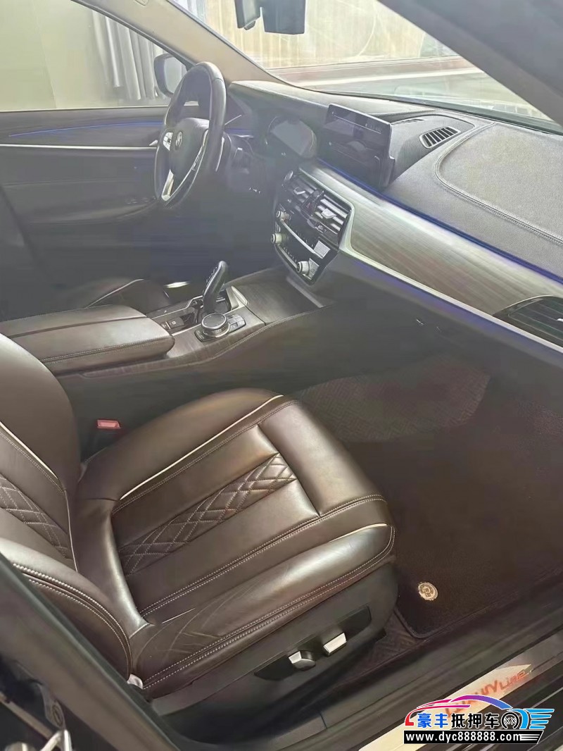 20年宝马5系轿车抵押车出售