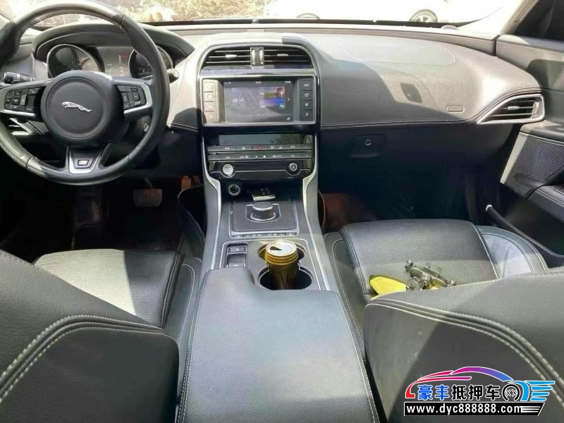 17年捷豹XE轿车抵押车出售