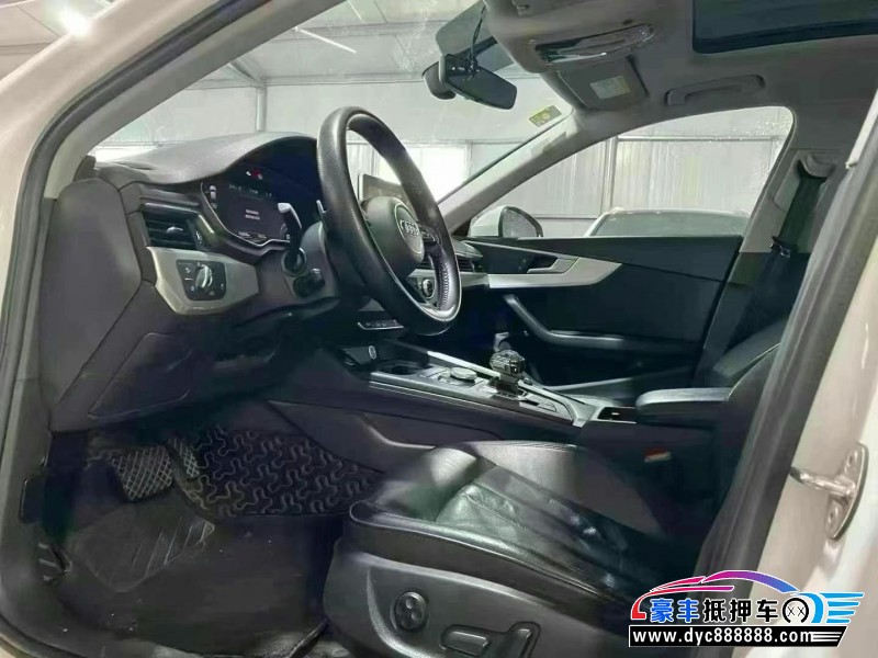 18年奥迪A4L轿车抵押车出售