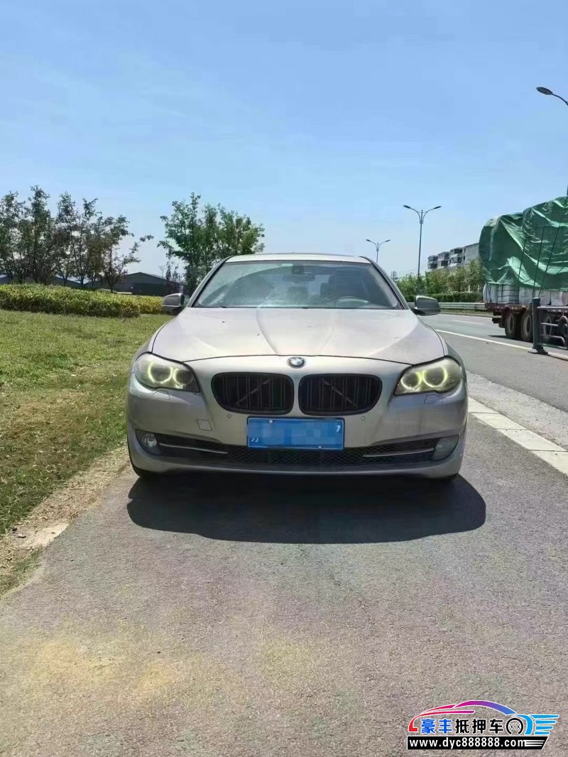 12年宝马5系轿车抵押车出售