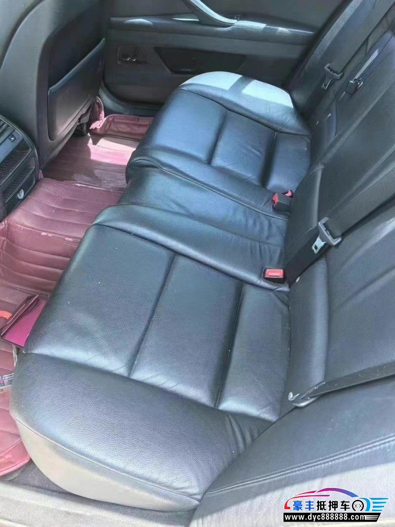 12年宝马5系轿车抵押车出售