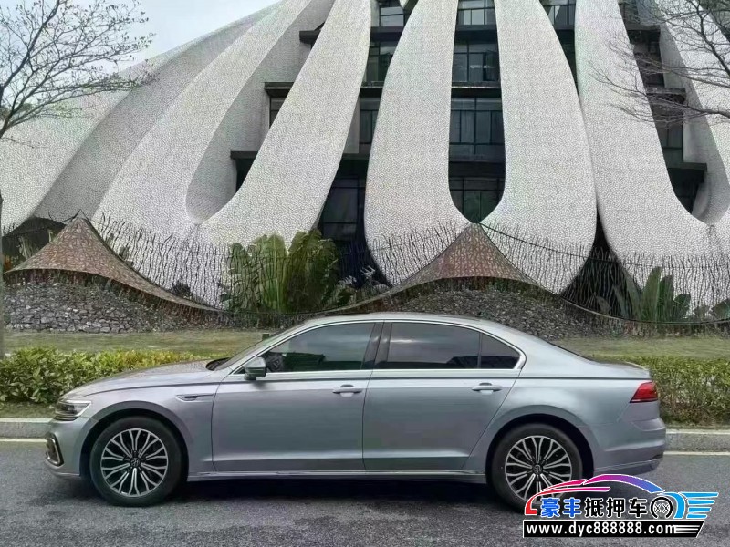 21年大众辉昂轿车抵押车出售