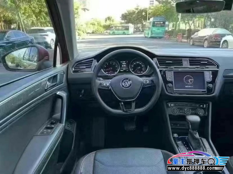 17年大众途观L轿车抵押车出售