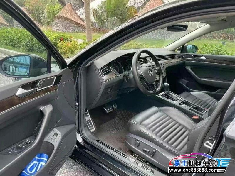 19年大众迈腾轿车抵押车出售