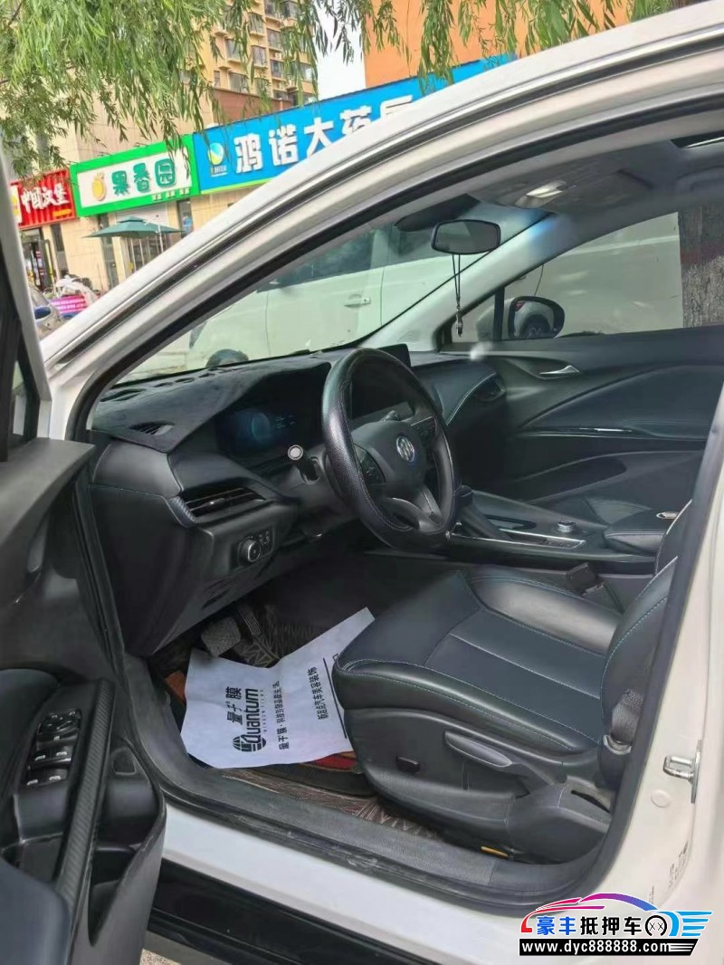 24年别克微蓝轿车抵押车出售