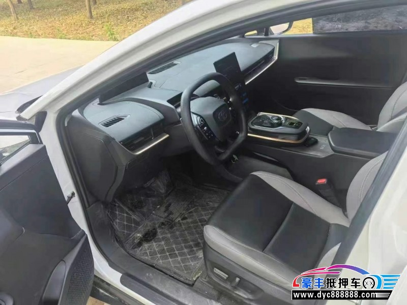 24年丰田BZ3轿车抵押车出售