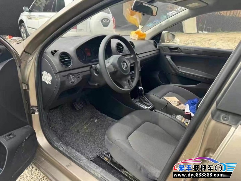 15年大众捷达轿车抵押车出售