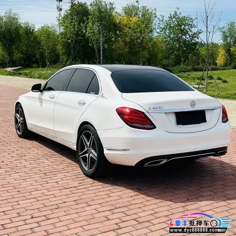 16年奔驰C轿车抵押车出售