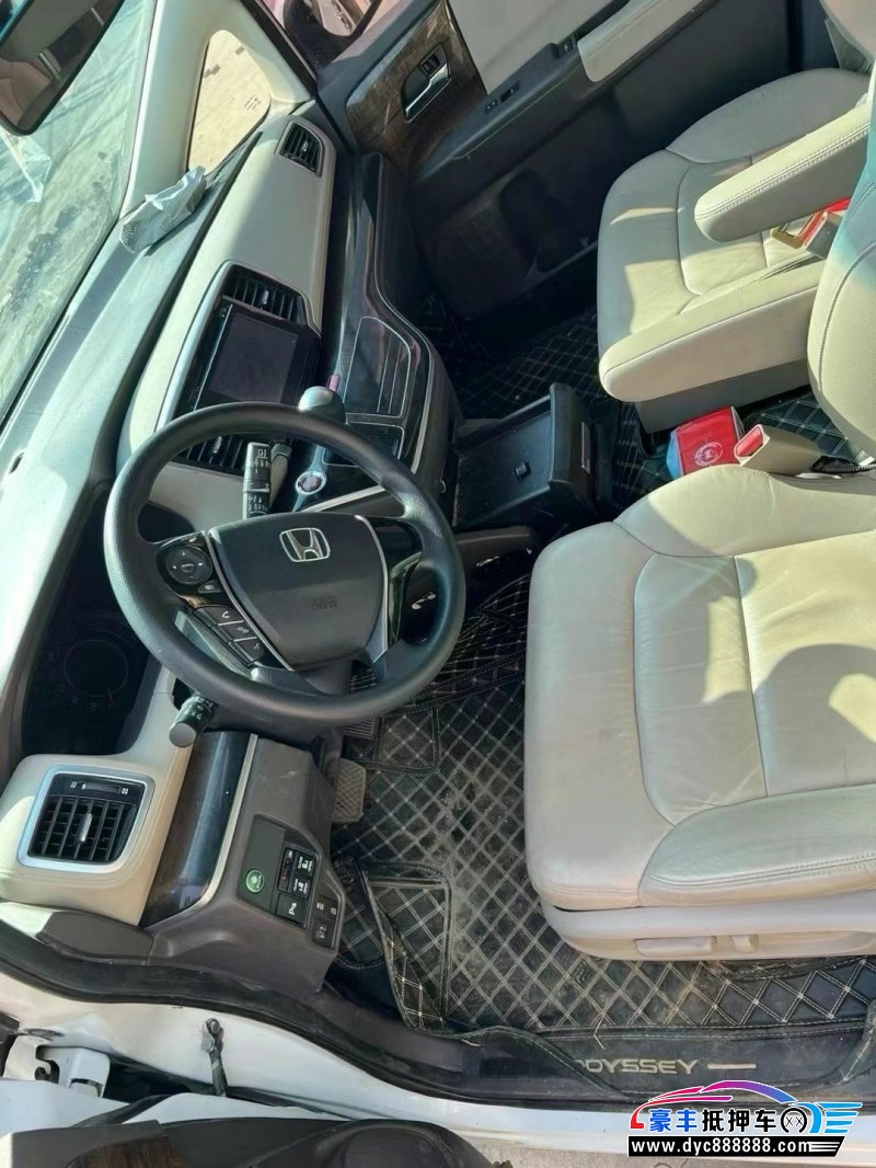 17年本田奥德赛轿车抵押车出售